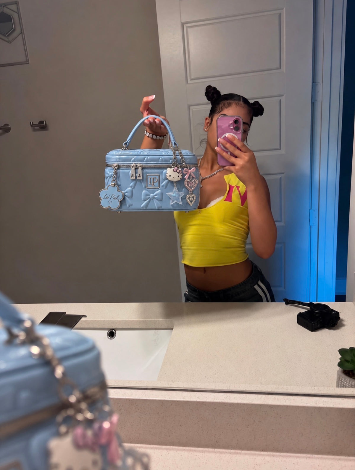 Glacier Bow Vanity 🎀🩵